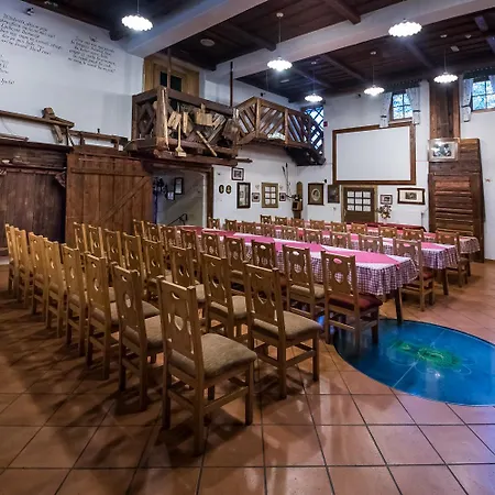 Hotel In Restavracija Pod Roglo