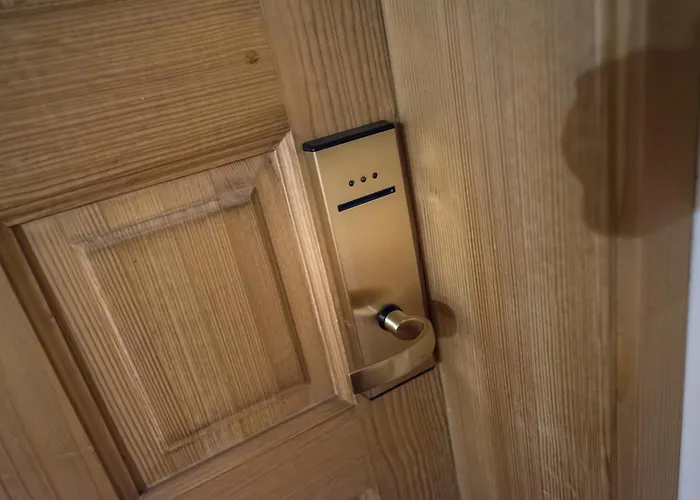 In Restavracija Pod Roglo 酒店 茨热塞