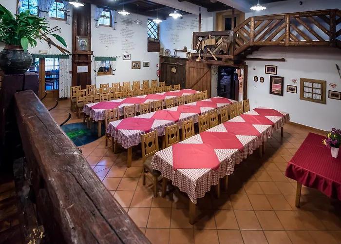 In Restavracija Pod Roglo 3*